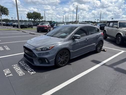 2017 Ford Focus RS Base
