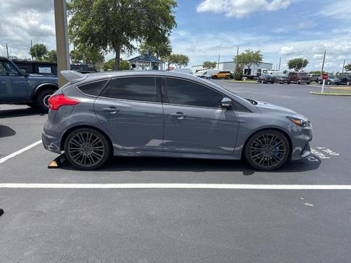 2017 Ford Focus RS Base