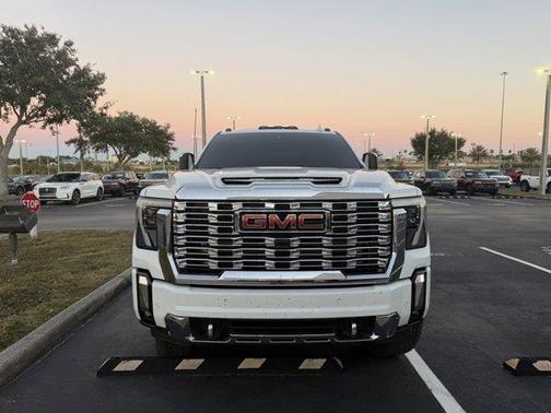 2025 GMC Sierra 2500 Denali