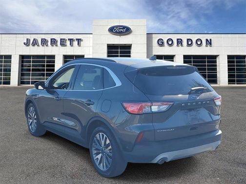 2020 Ford Escape Titanium Hybrid