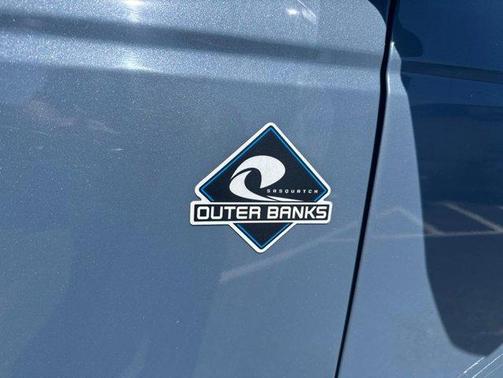 Azure Gray Metallic 2024 Ford Bronco Outer Banks