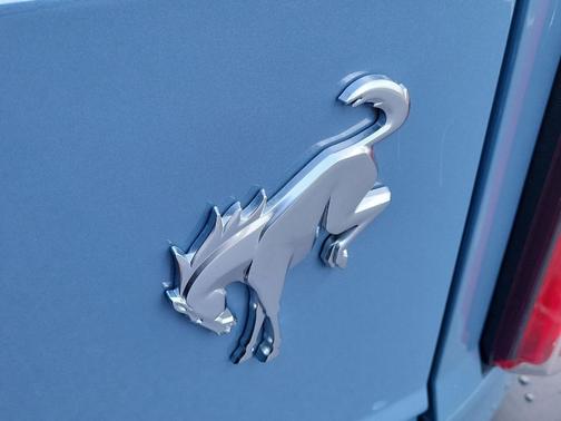 Azure Gray Metallic 2024 Ford Bronco Outer Banks