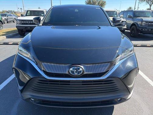 2022 Toyota Venza LE