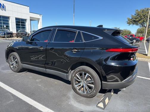 2022 Toyota Venza LE