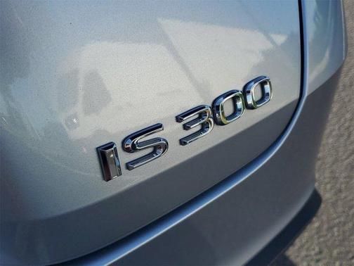 2022 Lexus IS 300 Base