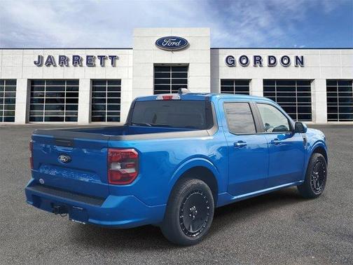 2025 Ford Maverick Lobo Standard