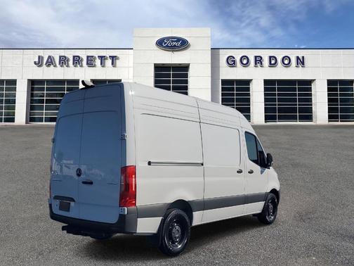 2024 Mercedes-Benz Sprinter 2500 144 WB