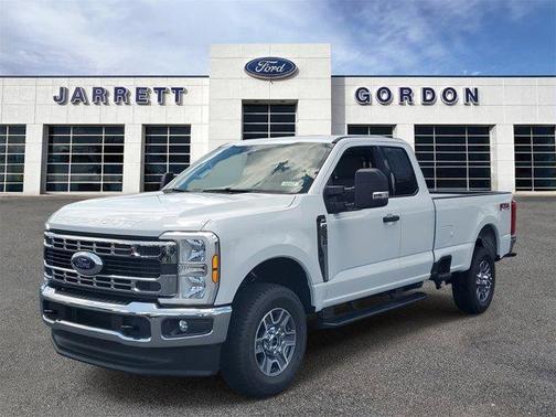 2025 Ford F-350 XLT