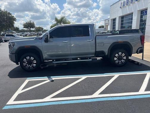 2024 GMC Sierra 3500 Denali