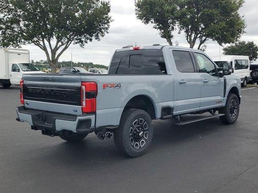 2025 Ford F-250 Platinum