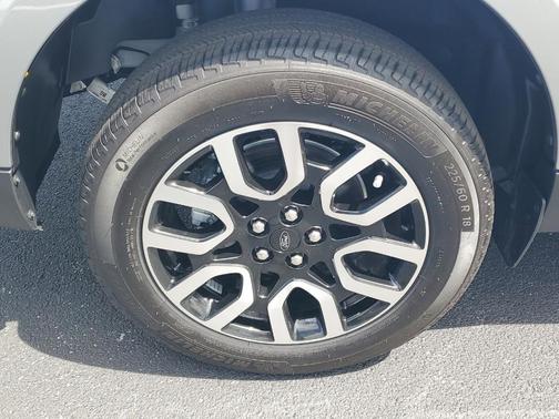 Silver Metallic 2024 Ford Maverick Lariat