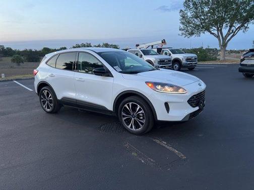 2022 Ford Escape SE