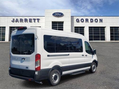 2025 Ford Transit-350 XL