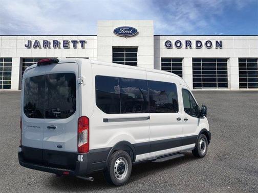 2025 Ford Transit-350 XL