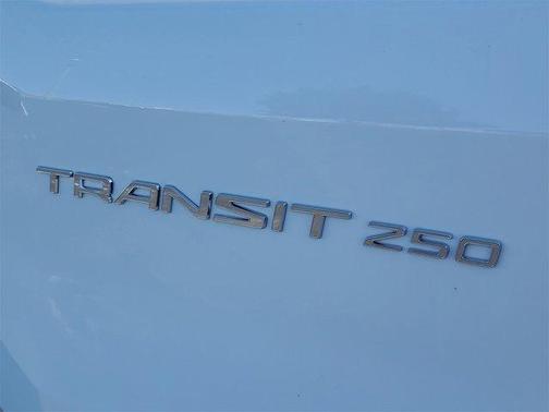 2025 Ford Transit-250 148 WB Medium Roof Cargo