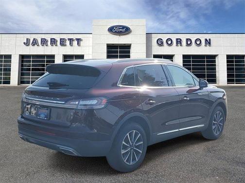2022 Lincoln Nautilus Standard