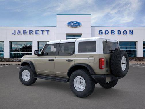 Desert Sand 2026 Ford Bronco Heritage Edition