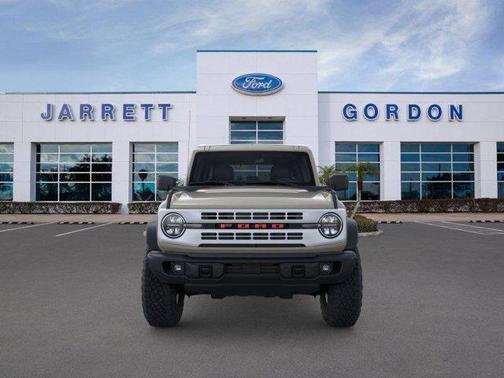 Desert Sand 2026 Ford Bronco Heritage Edition