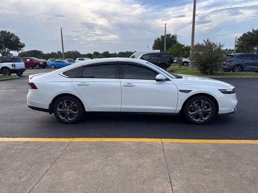 2023 Honda Accord EX