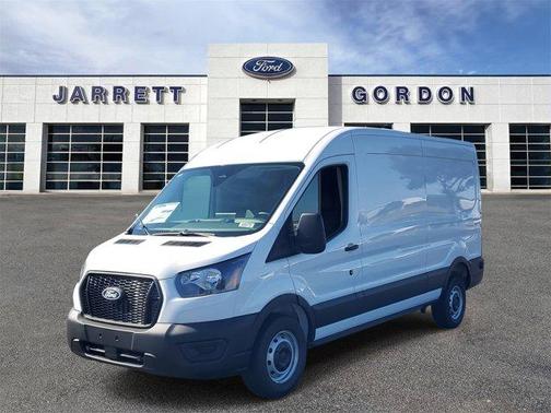 2026 Ford Transit-250 148 WB Medium Roof Cargo