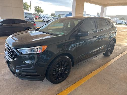 2023 Ford Edge SE