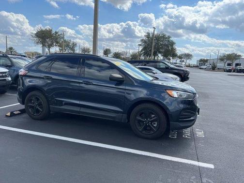 2024 Ford Edge SE