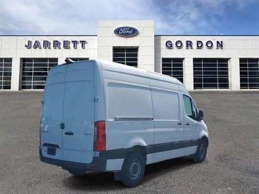 2023 Mercedes-Benz Sprinter 2500 144 WB
