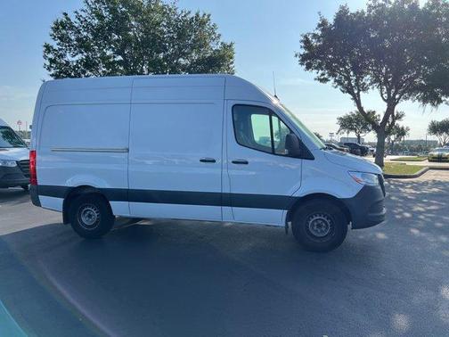 2023 Mercedes-Benz Sprinter 2500 144 WB