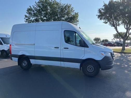 2023 Mercedes-Benz Sprinter 2500 144 WB
