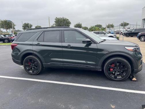 2023 Ford Explorer ST