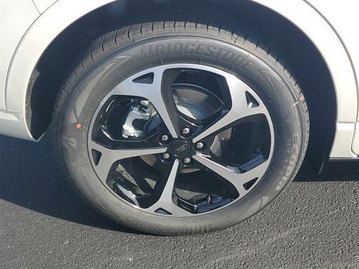 2026 Ford Escape ST-Line Elite