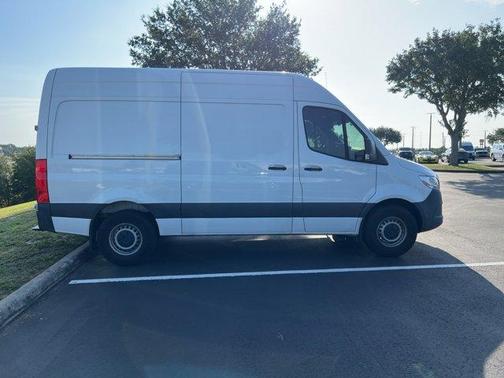 2023 Mercedes-Benz Sprinter 2500 144 WB