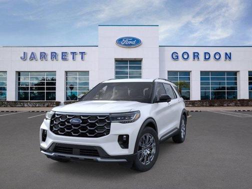 Star White 2026 Ford Explorer Platinum