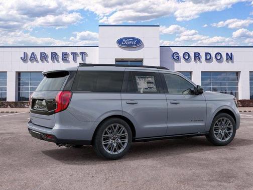 Glacier Gray Metallic 2027 Ford Expedition Platinum