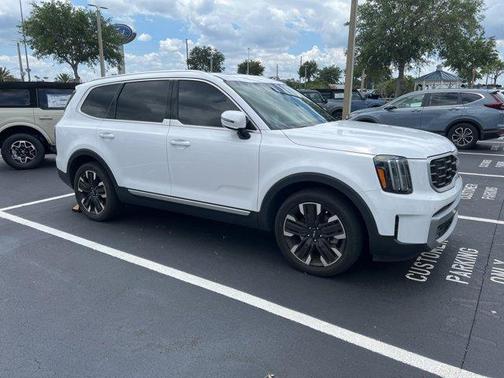 2023 Kia Telluride SX