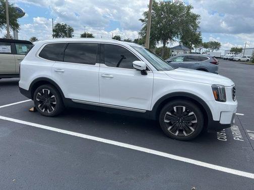 2023 Kia Telluride SX