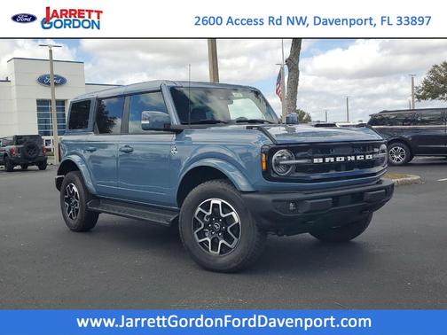 2025 Ford Bronco Outer Banks