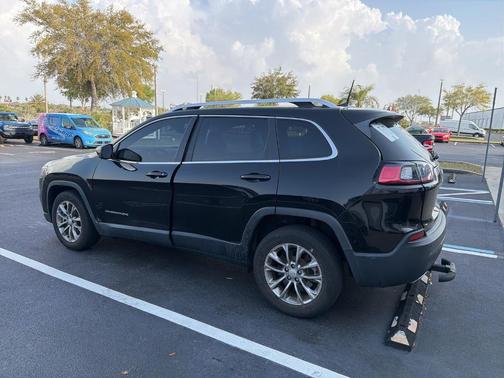 Diamond Black 2021 Jeep Cherokee Latitude Lux