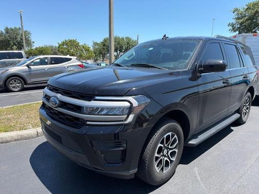Black Metallic 2023 Ford Expedition XLT