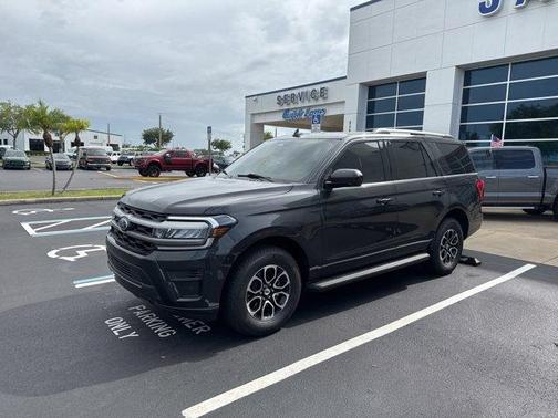 2023 Ford Expedition XLT
