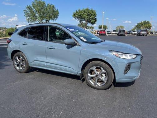 2023 Ford Escape ST-Line Select