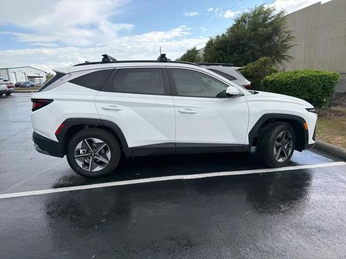 White Pearl 2025 Hyundai TUCSON SEL