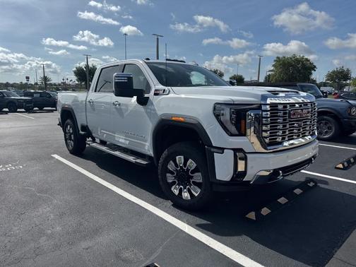 2025 GMC Sierra 2500 Denali