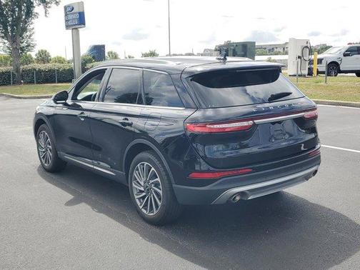 Black Metallic 2023 Lincoln Corsair Reserve