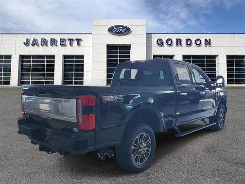 2025 Ford F-250 Platinum