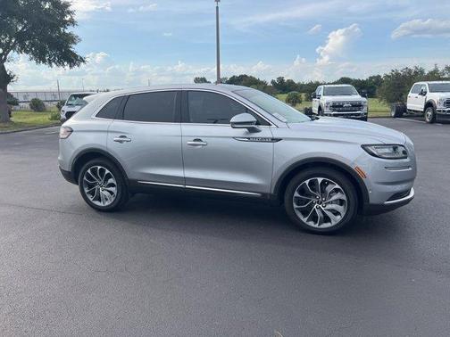 2022 Lincoln Nautilus Reserve