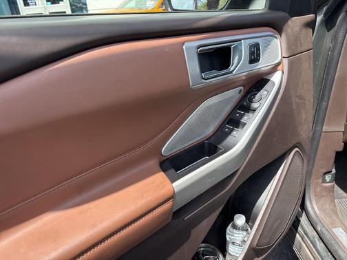 Forged Green Metallic 2022 Ford Explorer King Ranch