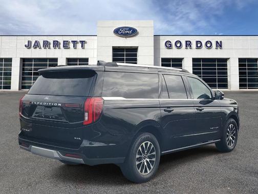 Black Metallic 2025 Ford Expedition Max Platinum