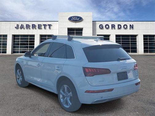 2020 Audi Q5 40 Premium Plus