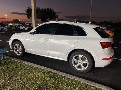 2020 Audi Q5 40 Premium Plus